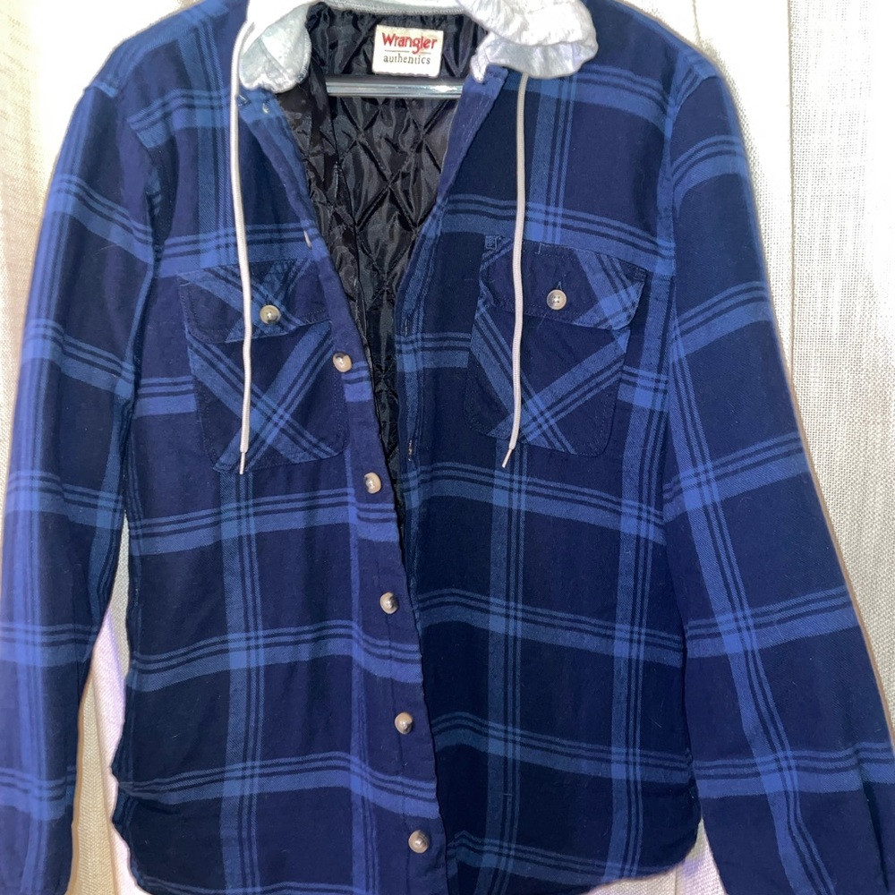 Men’s Wrangler insulated Blue Plaid Jacket